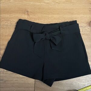 Forever 21 Black Women's Black Poly Blend Belted Shorts